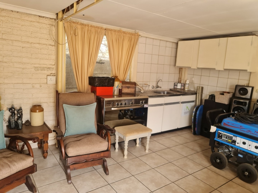 3 Bedroom Property for Sale in Rustenburg Central North West